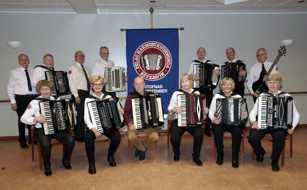 Félag Harmonikuunnenda RVK, skemmtir okkur fimmtudaginn 13.mai kl.14